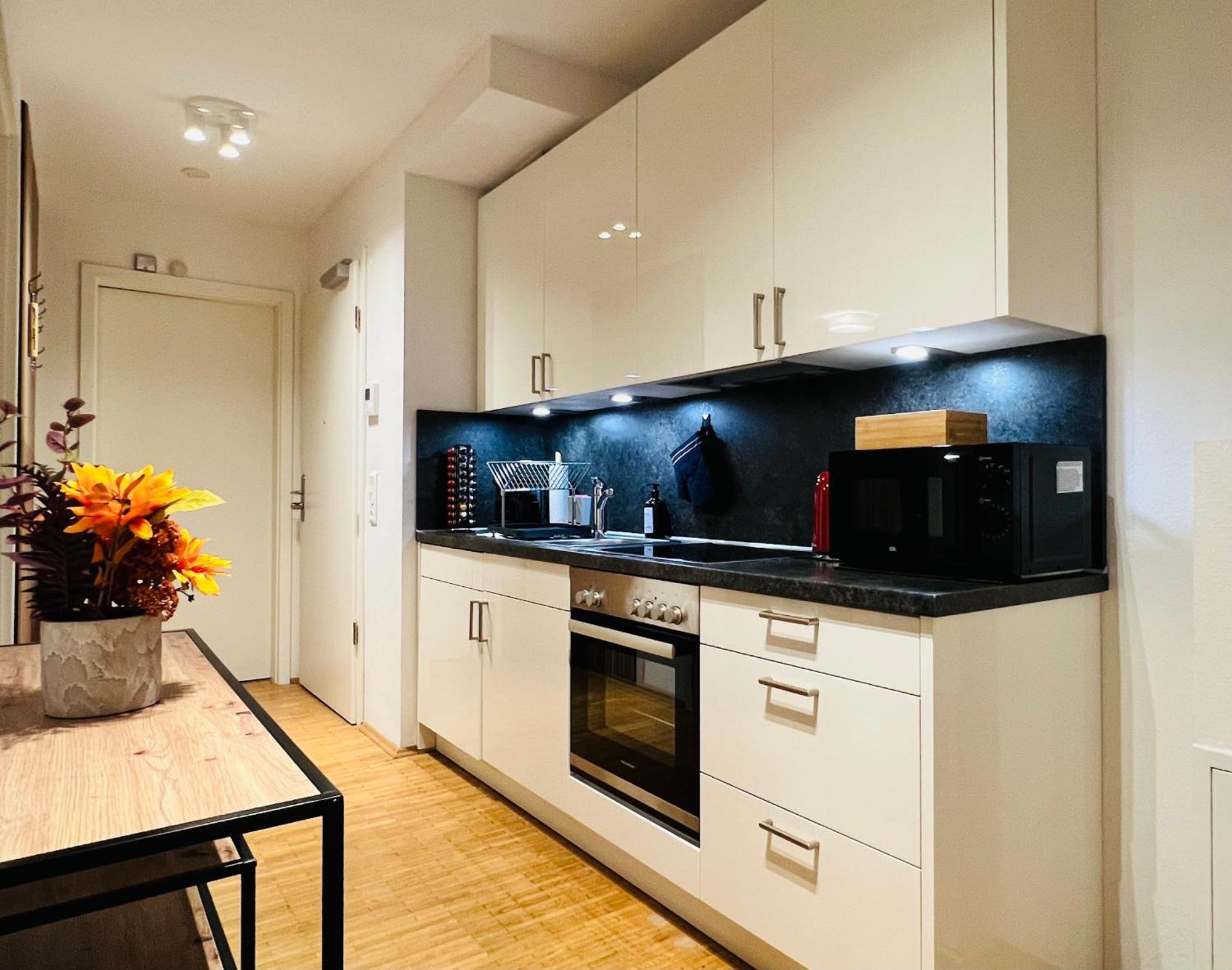 Stylish Apartment Naehe Hbf-Tiefgarage-Lift Ганновер Екстер'єр фото